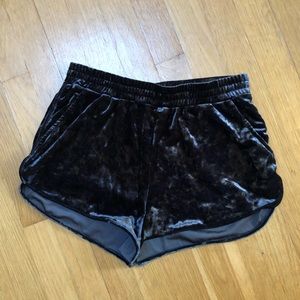Velvet shorts